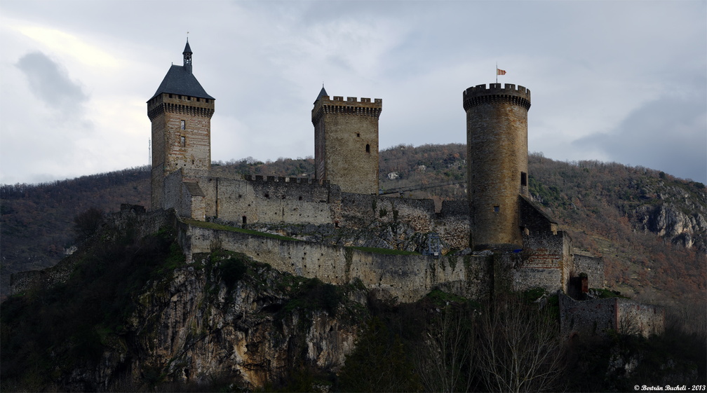 Le Château de Foix sur son rocher... 