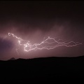 01h31 - Un énième et dernier sursaut d'un orage près des Pyrénées